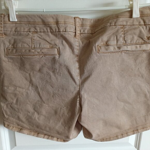 American Eagle Outfitters Women's Size 10 "Midi" Shorts Tan - Picture 2 of 4